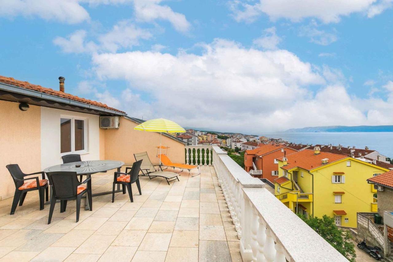 Apartment In Crikvenica 39210 Exteriör bild